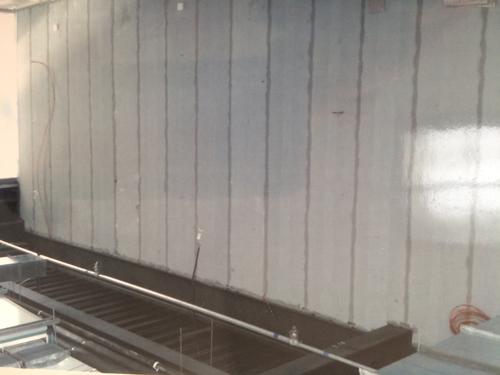 輕質(zhì)復(fù)合夾芯墻板