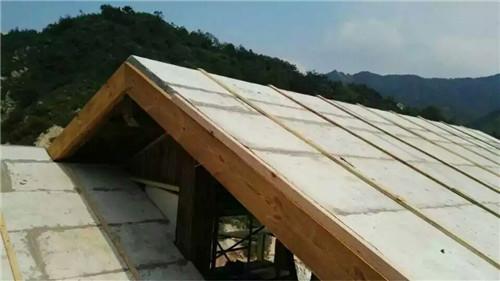 鄭州輕質(zhì)復(fù)合夾心隔墻板價格